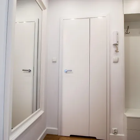 Old Town Krasinski Garden By Bookinghost Apartment Warschau